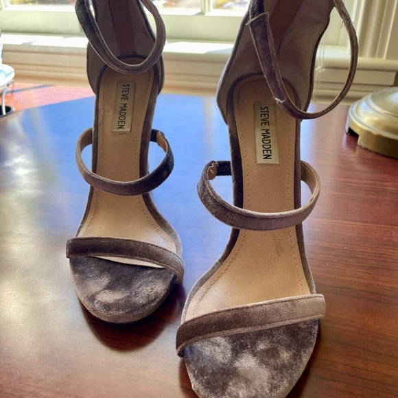 Steve Madden Velvet Strap Stiletto Heels - Size 8.5 - Picture 4 of 7